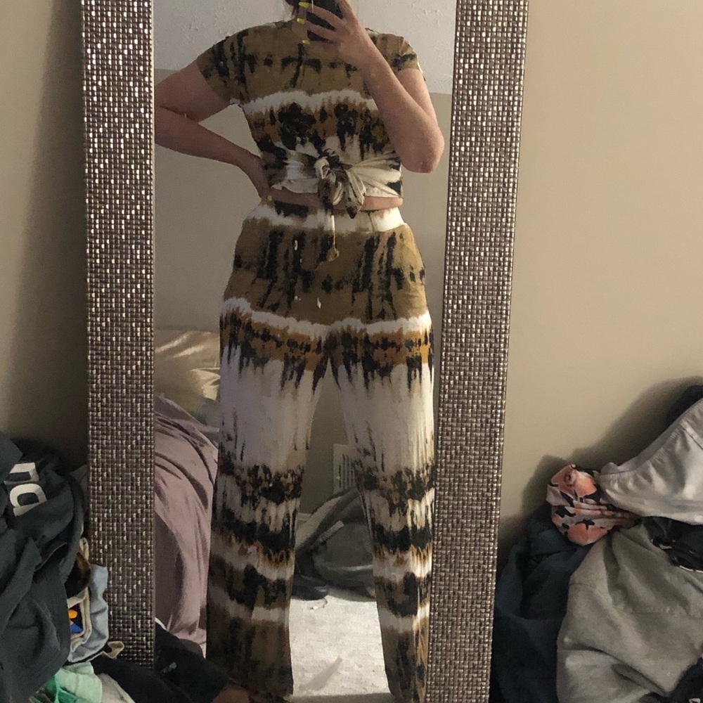 Two piece set